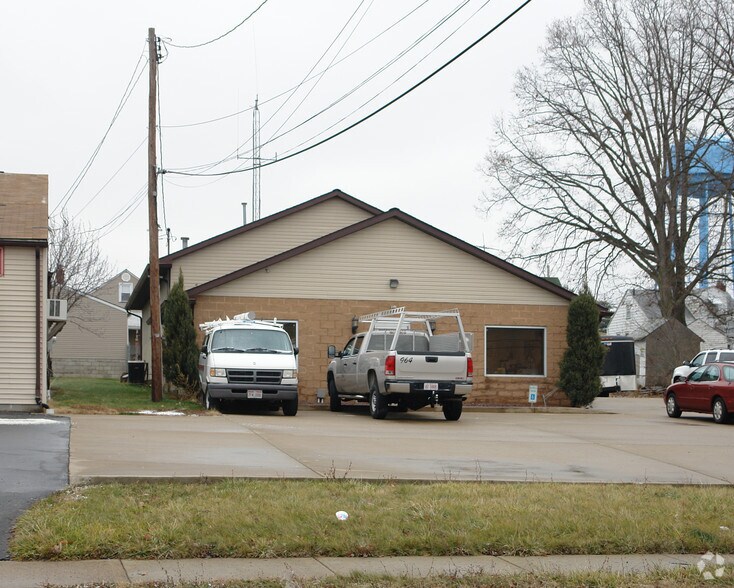 123 N Meridian Rd, Youngstown, OH à vendre - Photo de l’immeuble – Image 2 sur 2
