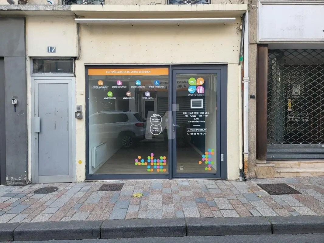 Local commercial dans Melun à louer Photo de l’immeuble– Image 1 sur 9
