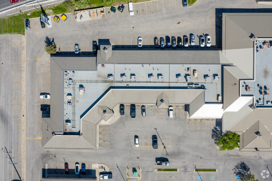 70 Shawville Blvd SE, Calgary, AB à louer - Aérien – Image 2 sur 3