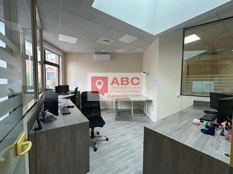 Bureau dans Montpellier à vendre - Photo de l’immeuble – Image 2 sur 8