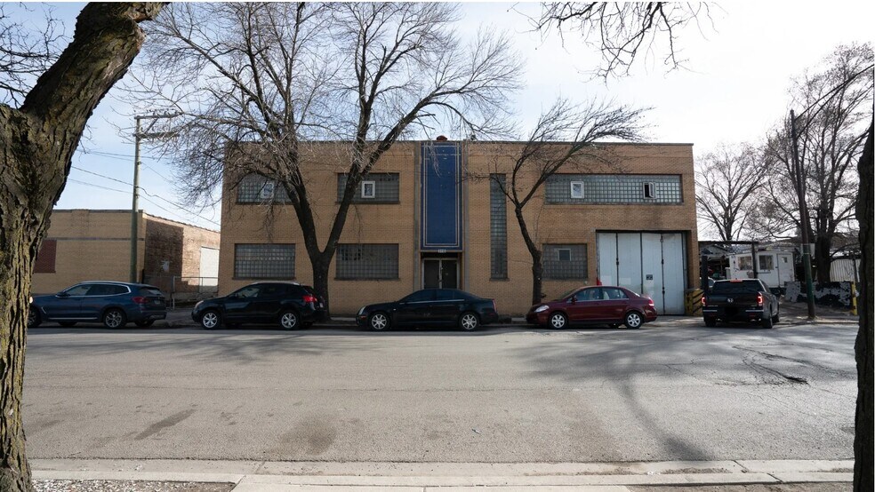 3115 W 36th St, Chicago, IL à vendre - Photo de l’immeuble – Image 1 sur 6