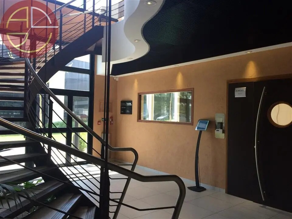 Bureau dans Labège à louer Hall d’entrée– Image 1 sur 5