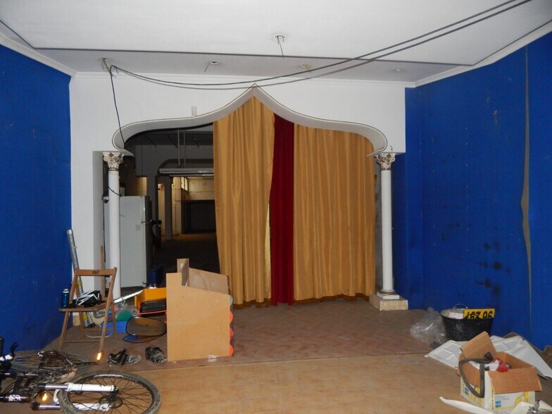 Local commercial dans Ontinyent, Valencia à louer - Photo de l’immeuble – Image 1 sur 9