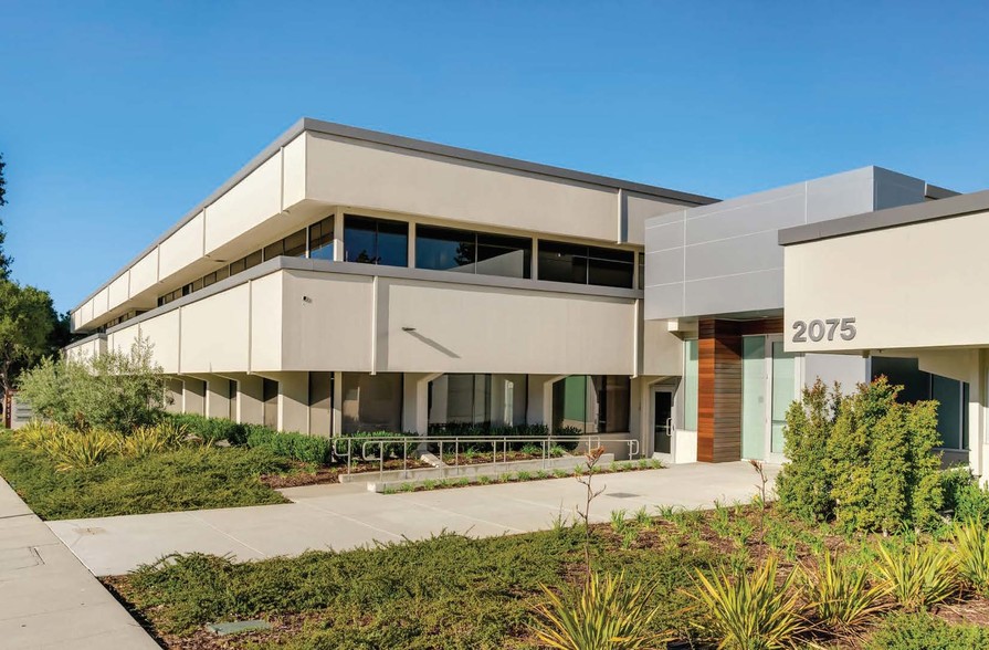 2055-2075 Woodside Rd, Redwood City, CA à louer - Photo principale – Image 1 sur 15
