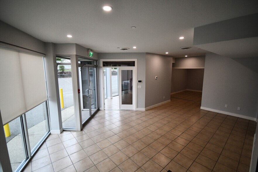 2592 Mt Lehman Rd, Abbotsford, BC à louer - Photo de l’immeuble – Image 2 sur 10
