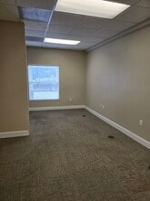 5001 N Nebraska Ave, Tampa, FL à louer Photo intérieure– Image 2 sur 6