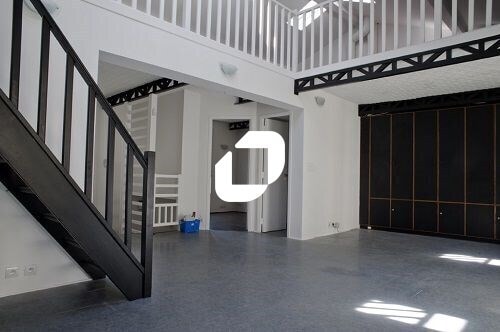 Plus de détails pour Bureau à vendre