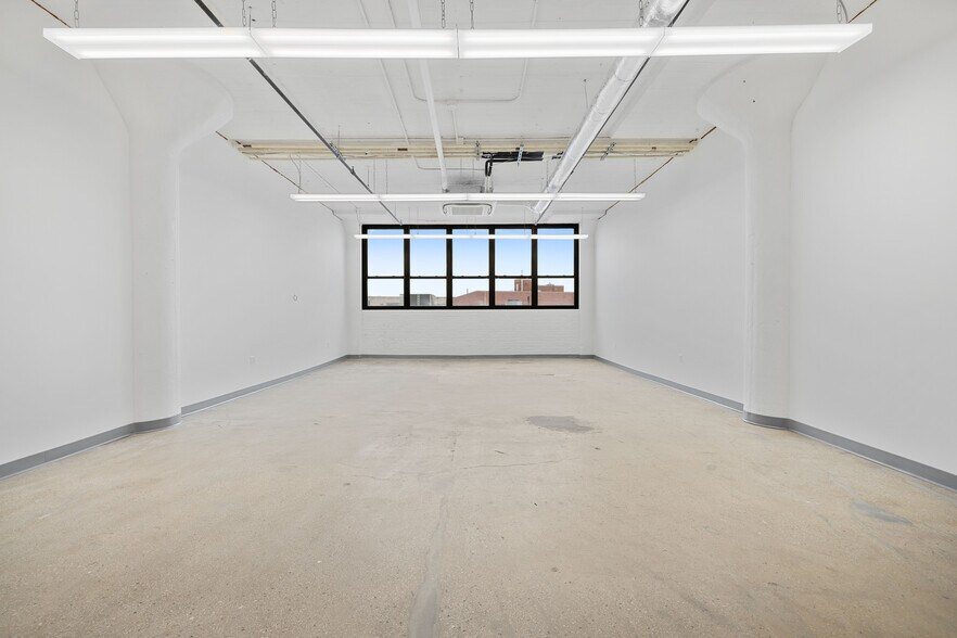315 Meserole St, Brooklyn, NY à louer - Photo intérieure – Image 3 sur 14