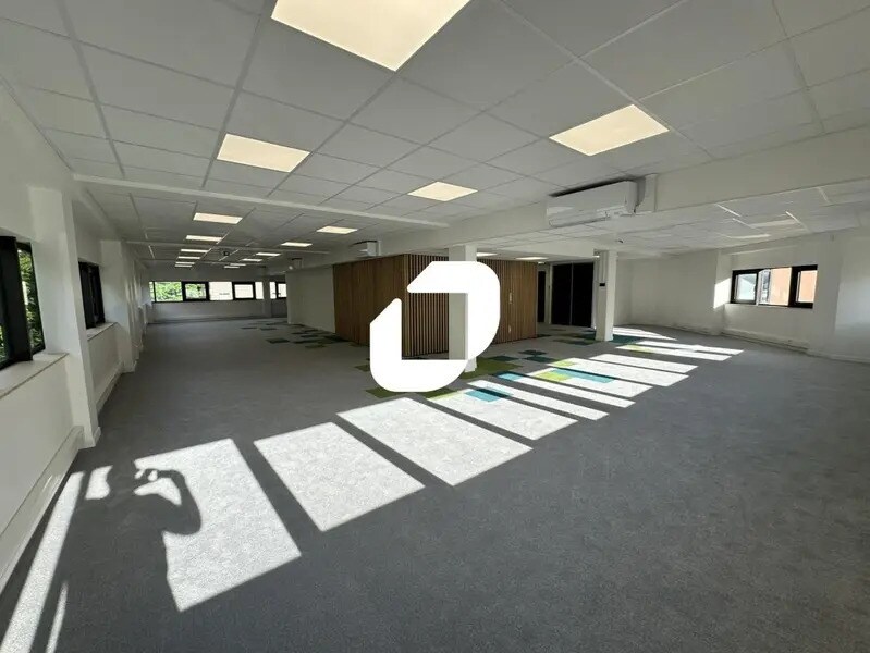 6 Rue Du Docteur Schweitzer, Seyssins à vendre Photo intérieure– Image 1 sur 12