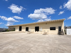 3814 Woodbury Dr, Austin, TX à louer Photo intérieure– Image 2 sur 12