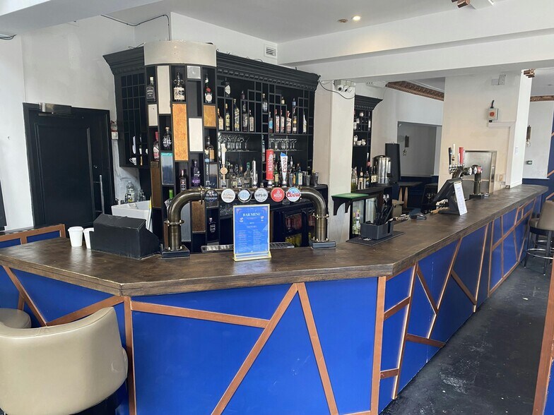 34-36 James St, Cardiff à vendre - Photo de l’immeuble – Image 2 sur 10