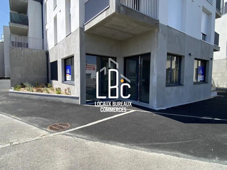 2 Rue Ernest Sauvestre, Rezé à louer - Photo de l’immeuble – Image 1 sur 16