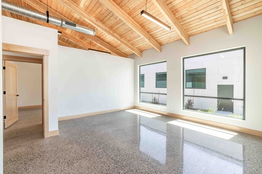 8512 N Wayne Dr, Hayden, ID à louer - Photo intérieure – Image 3 sur 48
