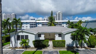 Plus de détails pour 3767 NE 168th St, North Miami Beach, FL - Logement à vendre