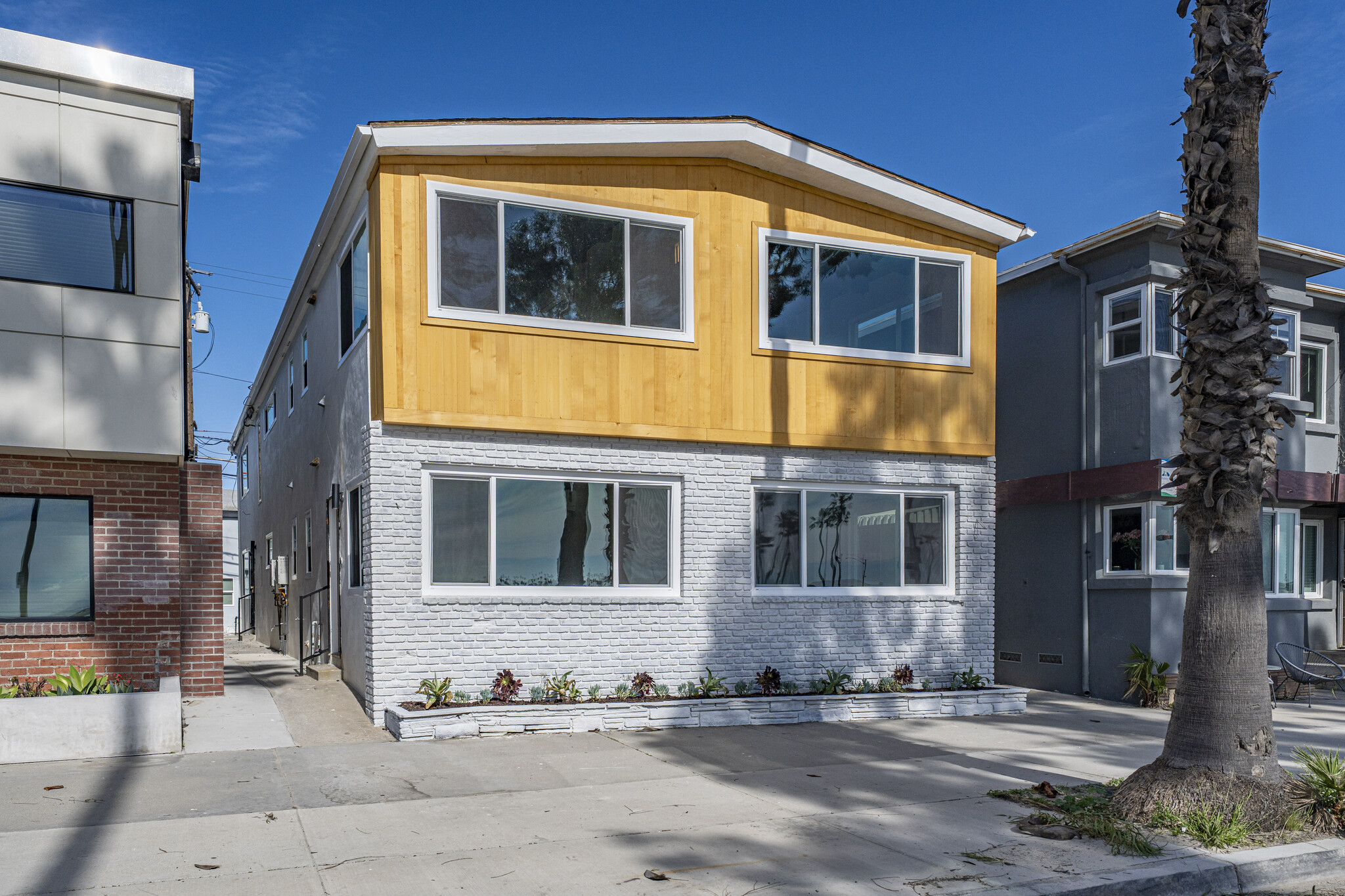 5339 E Ocean Blvd, Long Beach, CA à vendre Photo principale– Image 1 sur 23