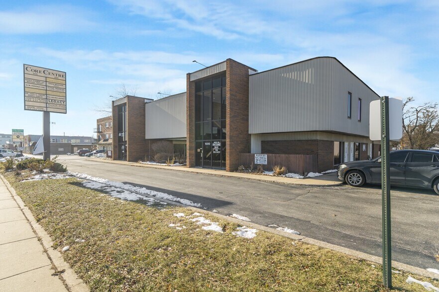 15510 Cicero Ave, Oak Forest, IL à louer - Photo de l’immeuble – Image 3 sur 20