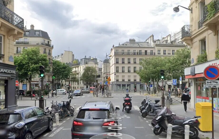 Local commercial dans Paris à louer - Photo de l’immeuble – Image 1 sur 4