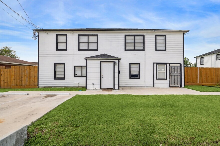 904 Beverly Ave, Pasadena, TX à vendre - Photo de l’immeuble – Image 2 sur 45