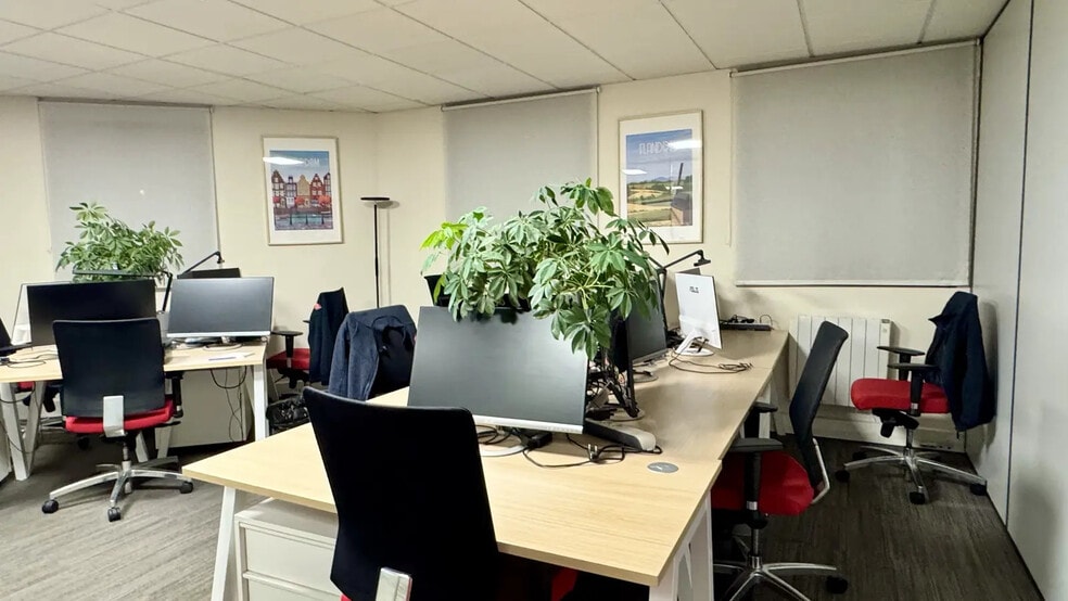 45 1 Avenue De Flandre, Wasquehal à vendre - Photo de l’immeuble – Image 2 sur 15