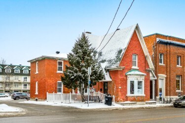 127 Rue Queen, Sherbrooke, QC à vendre Photo principale– Image 1 sur 8