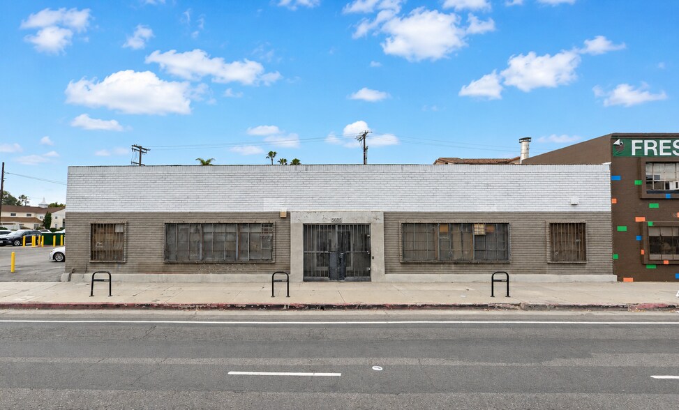 5055 W Jefferson Blvd, Los Angeles, CA à vendre - Photo de l’immeuble – Image 1 sur 7