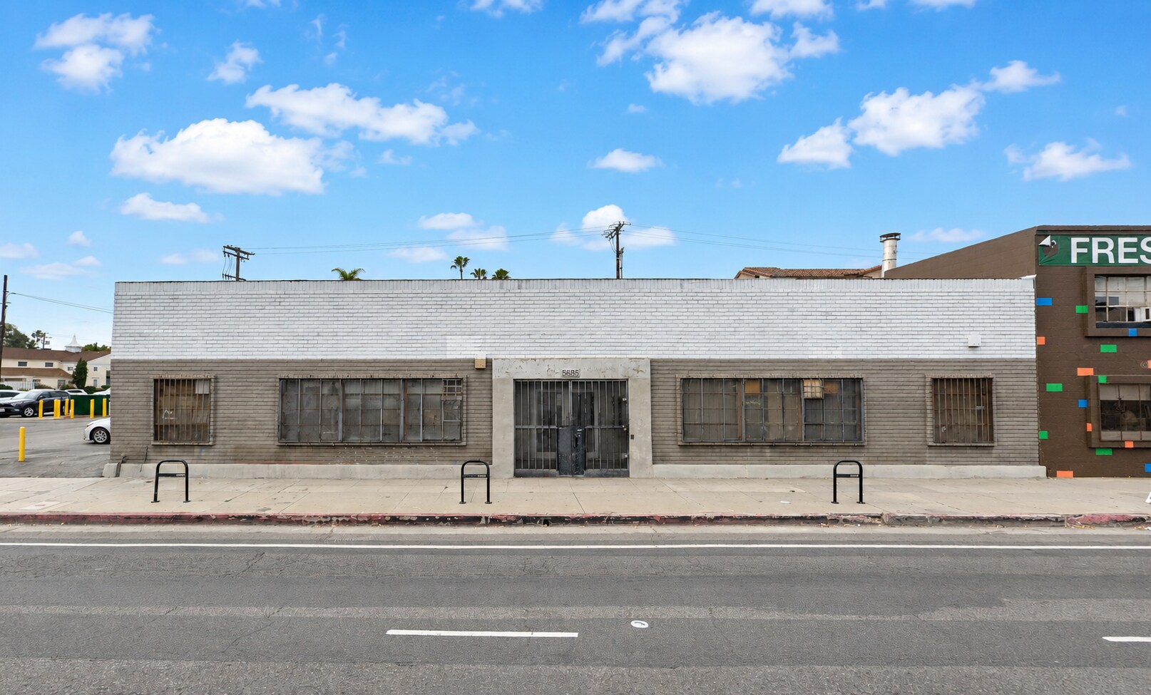 5055 W Jefferson Blvd, Los Angeles, CA à vendre Photo de l’immeuble– Image 1 sur 8