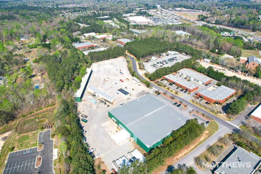 6025 Parkway North Dr, Cumming, GA à louer - Photo de l’immeuble – Image 3 sur 5
