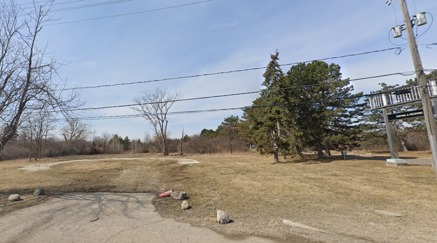 3418 S Dye Rd, Flint, MI à vendre - Photo de l’immeuble – Image 2 sur 4