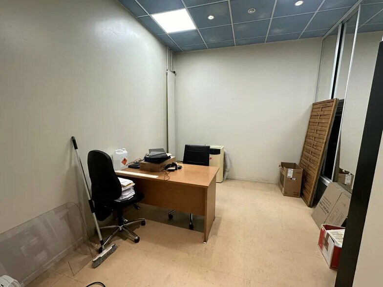 Bureau dans Reims à vendre - Photo de l’immeuble – Image 3 sur 6