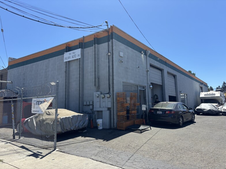 1735-1753 Angela St, San Jose, CA à vendre - Photo de l’immeuble – Image 1 sur 5
