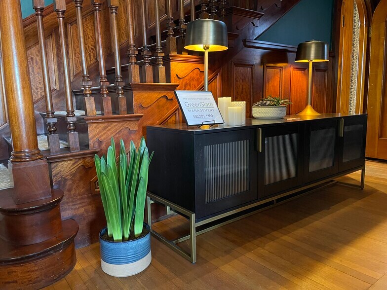 144 S 39th St, Omaha, NE à louer - Photo intérieure – Image 2 sur 7