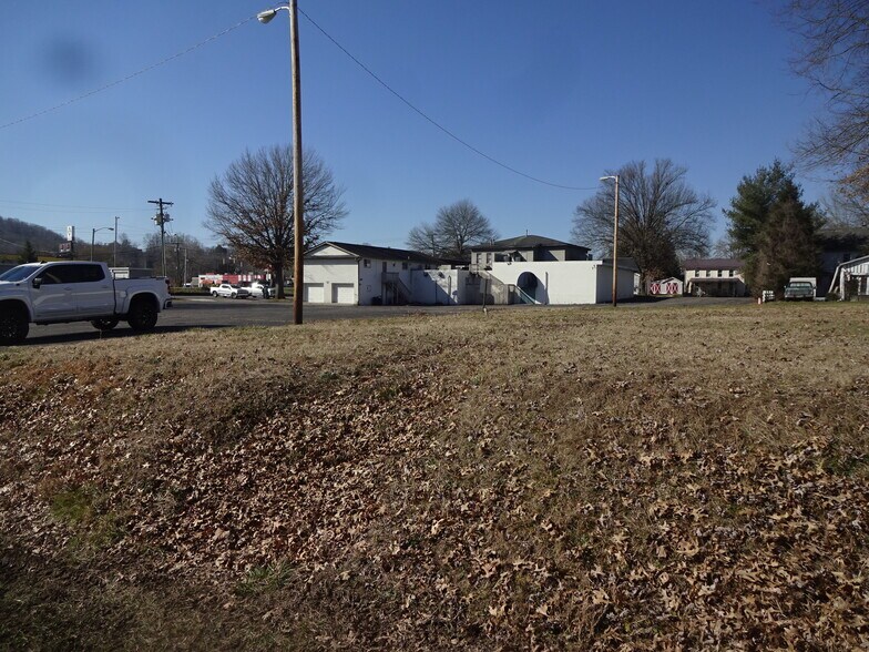 105, 107 & 113 C St, Saint Albans, WV à vendre - Photo de l’immeuble – Image 2 sur 4