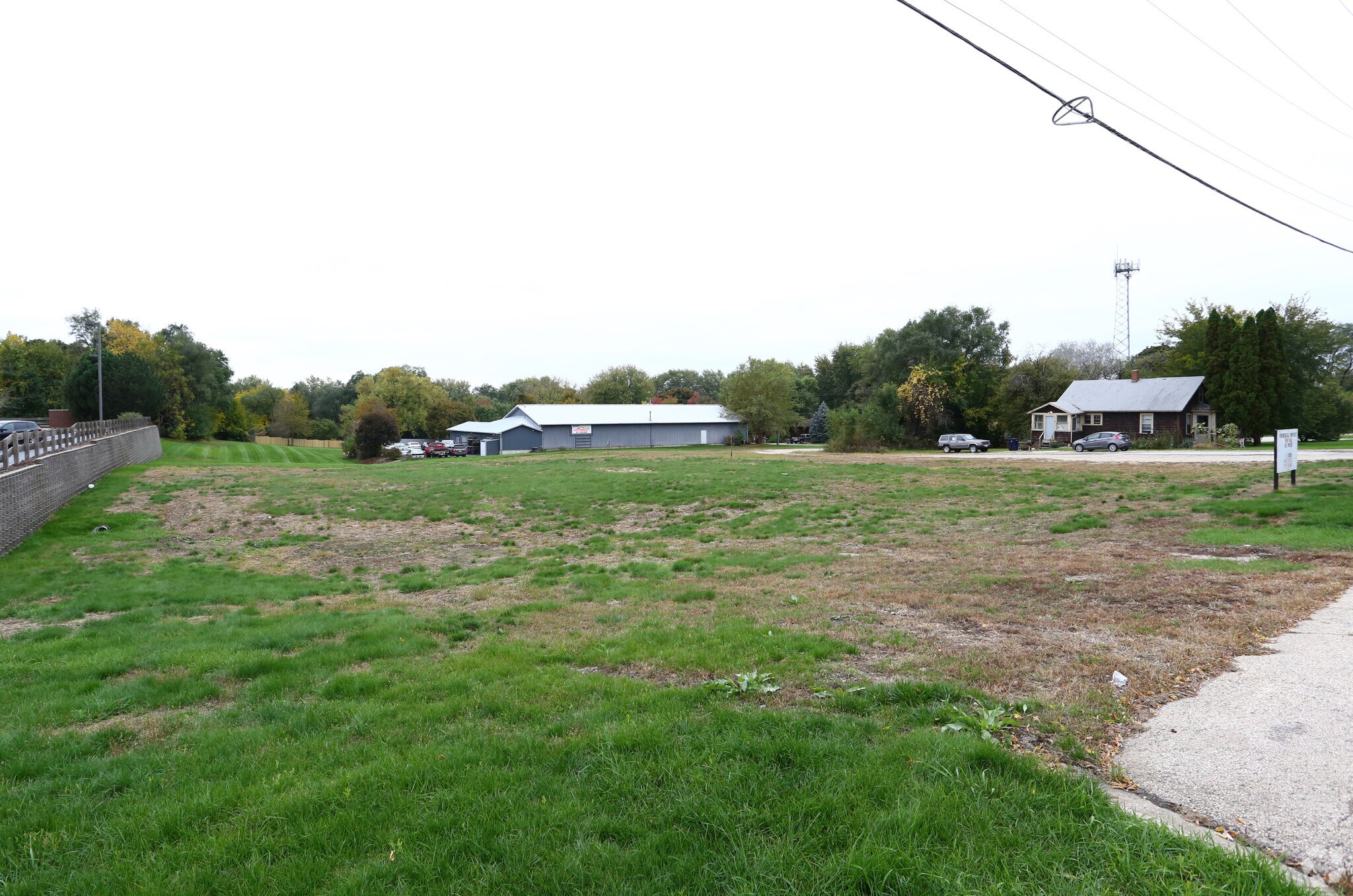 2075 Larkin Ave, Elgin, IL à vendre Photo principale– Image 1 sur 7