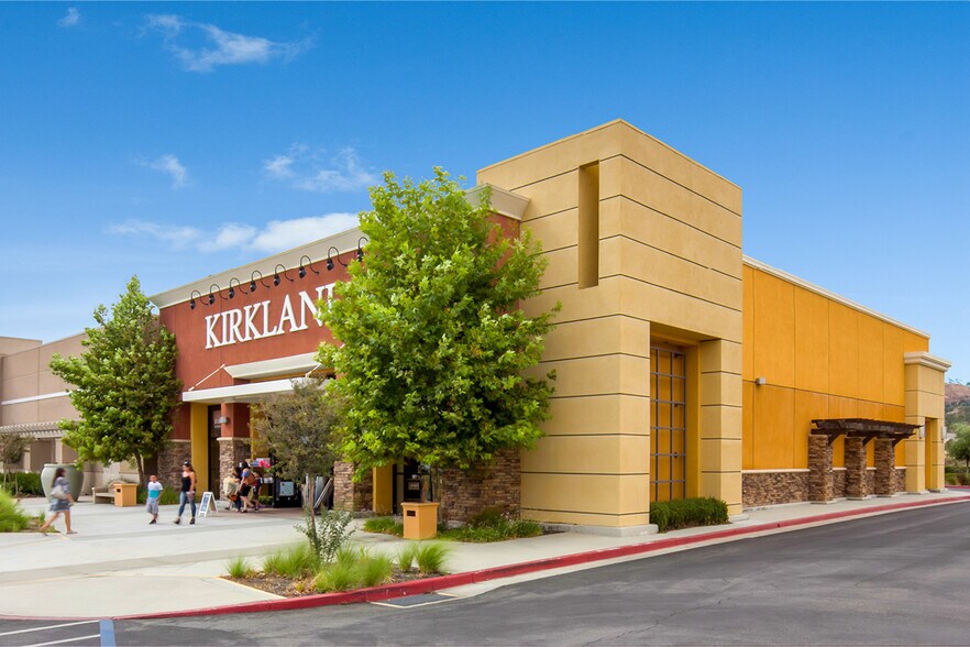 27210 Eucalyptus Ave, Moreno Valley, CA à vendre - Photo de l’immeuble – Image 3 sur 6