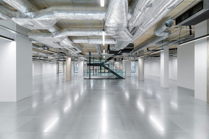 18-20 Crimscott St, Londres à louer - Photo de l’immeuble – Image 1 sur 43