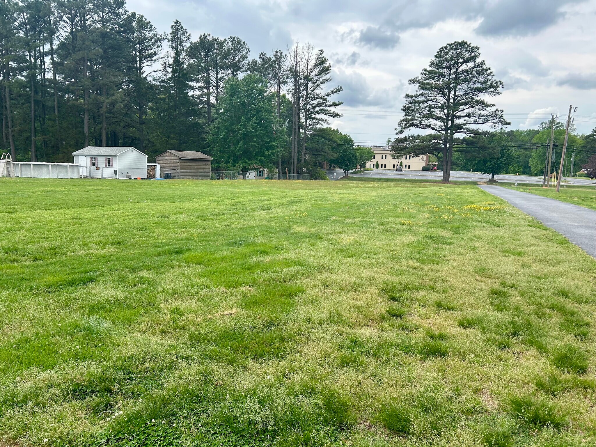 8054 Shady Grove Rd, Mechanicsville, VA à vendre Photo principale– Image 1 sur 19