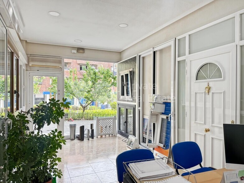 Immeuble residentiel dans Majadahonda, Madrid à vendre - Photo intérieure – Image 2 sur 5