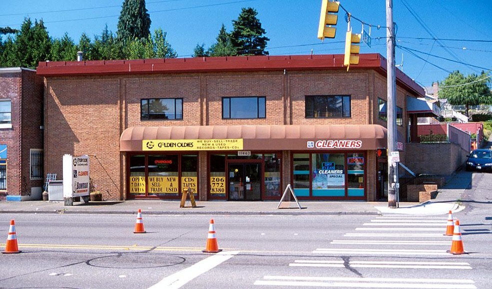 11463 Rainier Ave S, Seattle, WA à vendre - Photo principale – Image 1 sur 3