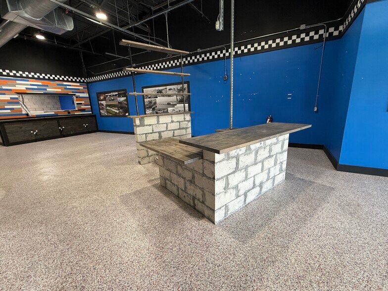 1173 W International Speedway Blvd, Daytona Beach, FL à louer - Photo intérieure – Image 3 sur 9