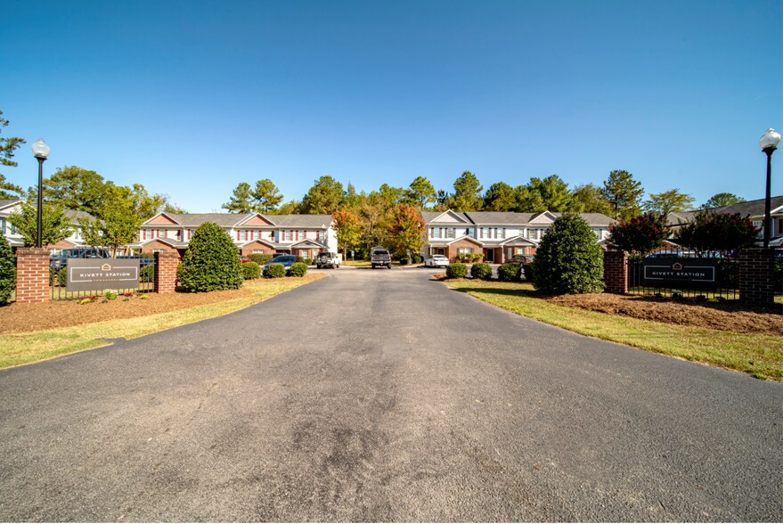 35-103 Kivett Rd, Lillington, NC à vendre - Photo de l’immeuble – Image 2 sur 8