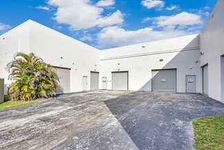 Plus de détails pour 3650 Coral Ridge Dr, Coral Springs, FL - Local d’activités à vendre