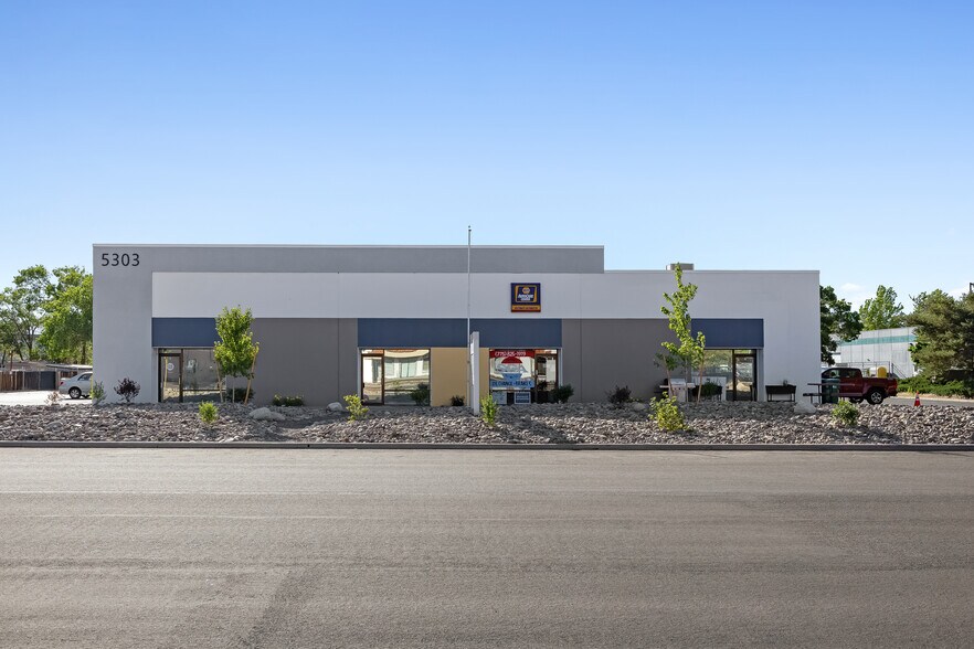 5303 Louie Ln, Reno, NV à louer - Photo de l’immeuble – Image 2 sur 3