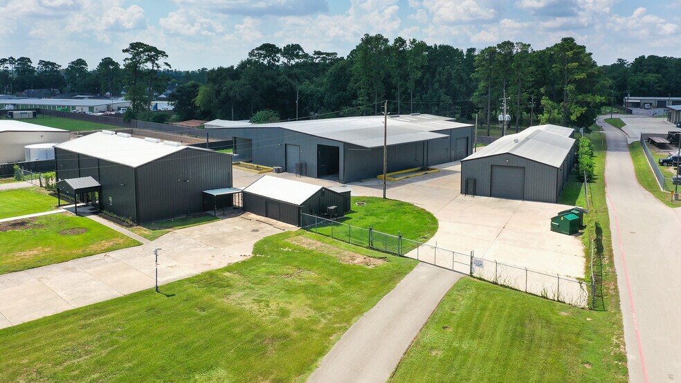 23609 W Hardy Rd, Spring, TX à louer - Photo principale – Image 1 sur 12
