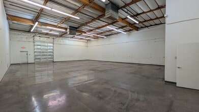 7425 S Harl Ave, Tempe, AZ à louer Photo intérieure– Image 2 sur 2