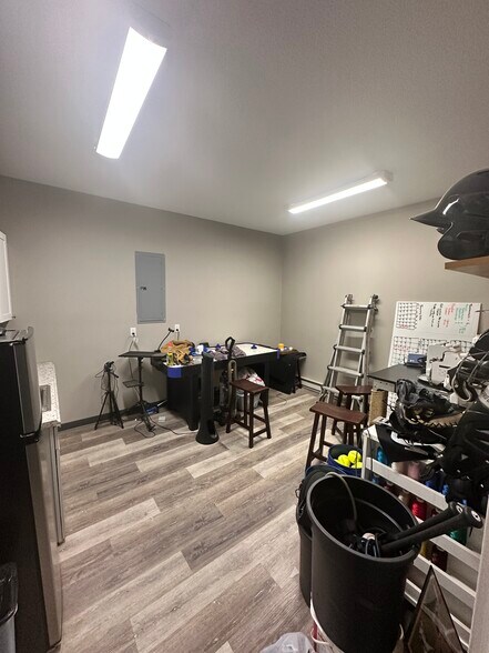 1629 Beach St, Fort Wayne, IN à louer - Photo de l’immeuble – Image 2 sur 4