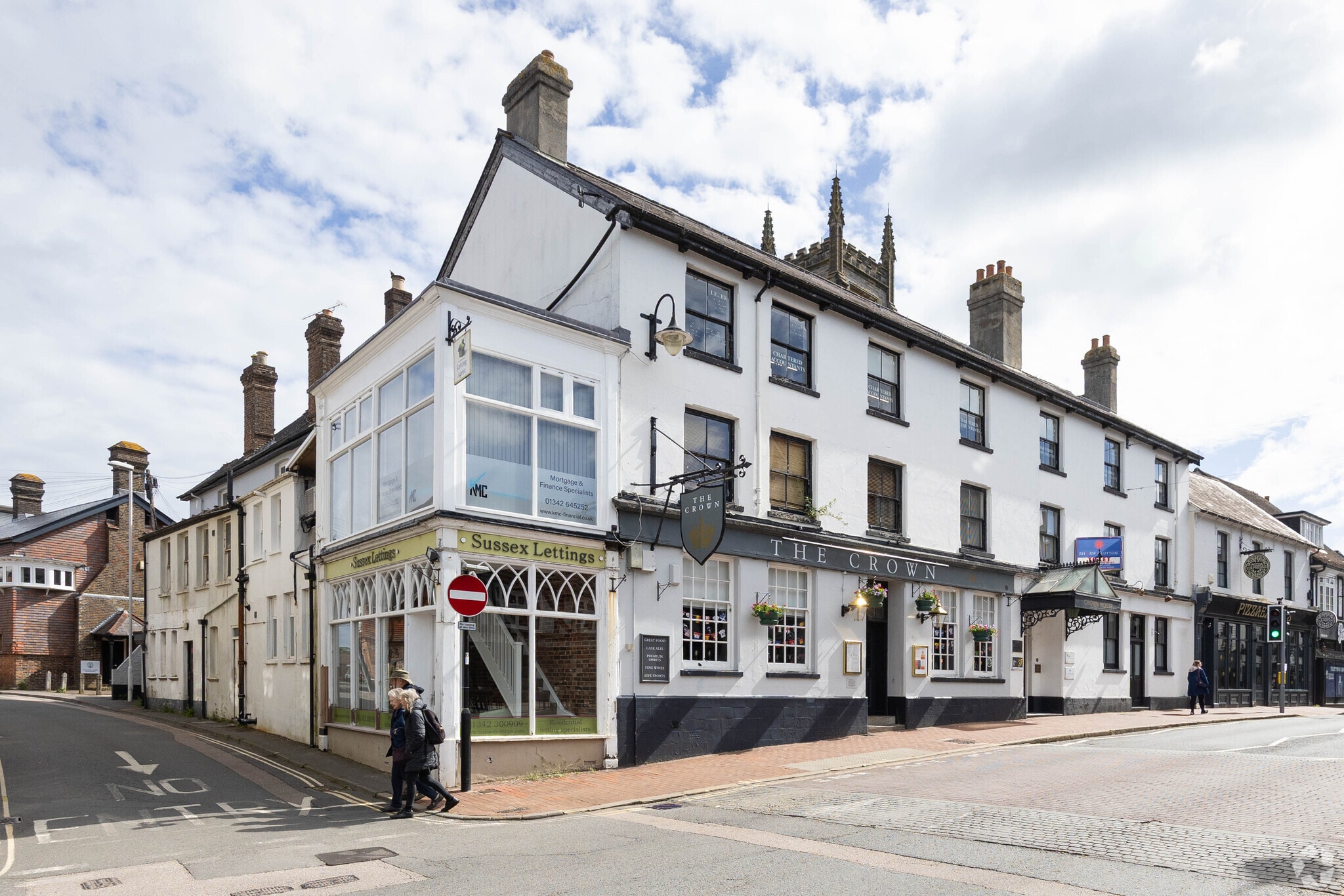 High St, East Grinstead à louer Photo principale– Image 1 sur 4