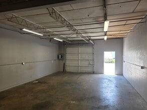 4745 126th Ave N, Clearwater, FL à louer Photo intérieure– Image 2 sur 4