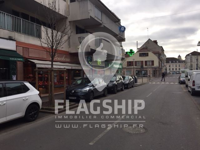 Local commercial dans Longjumeau à louer - Photo de l’immeuble – Image 3 sur 4