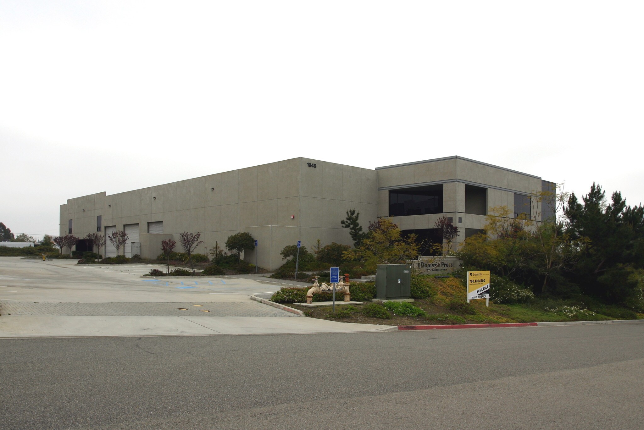 1949 Kellogg Ave, Carlsbad, CA à vendre Photo de l’immeuble– Image 1 sur 2