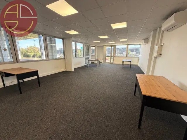 Plus de détails pour Bureau à vendre